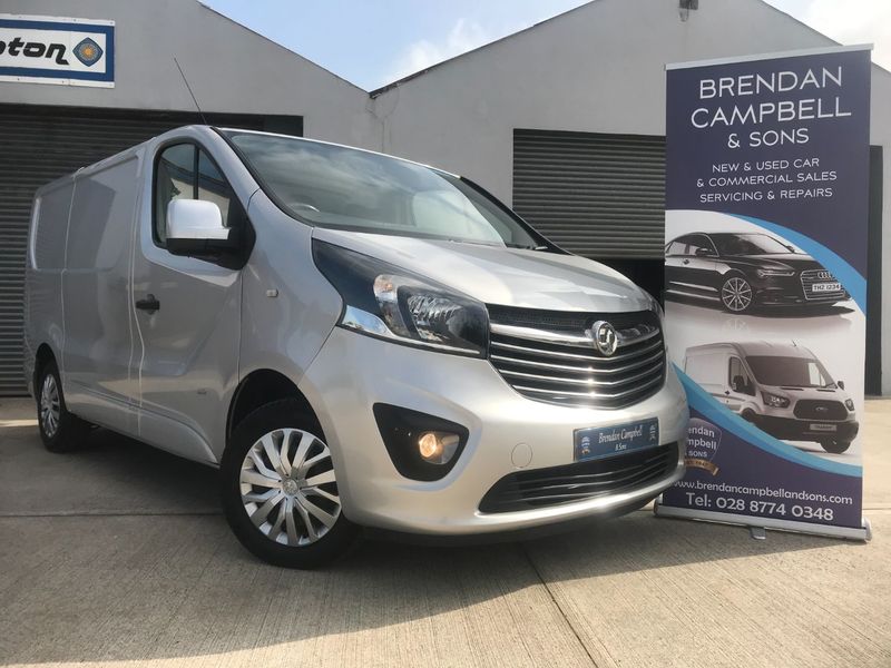 VAUXHALL VIVARO