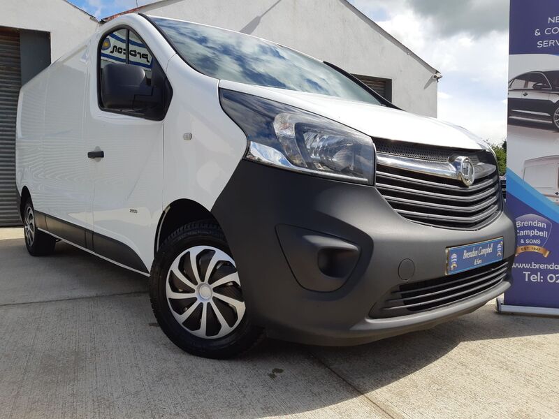 VAUXHALL VIVARO