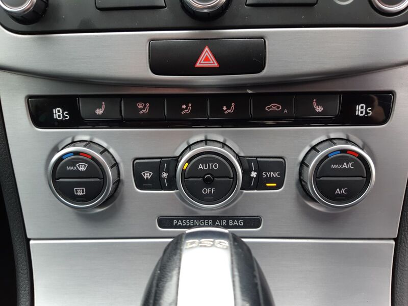 VOLKSWAGEN CC