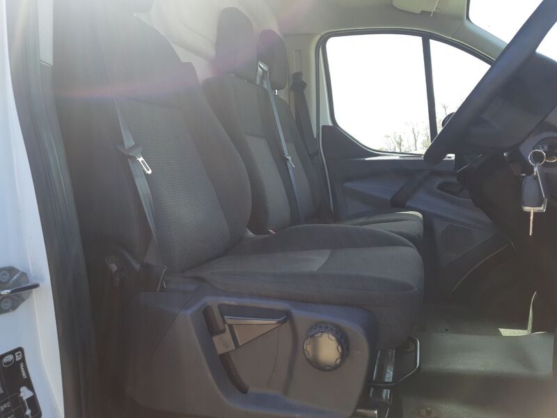 FORD TRANSIT CUSTOM
