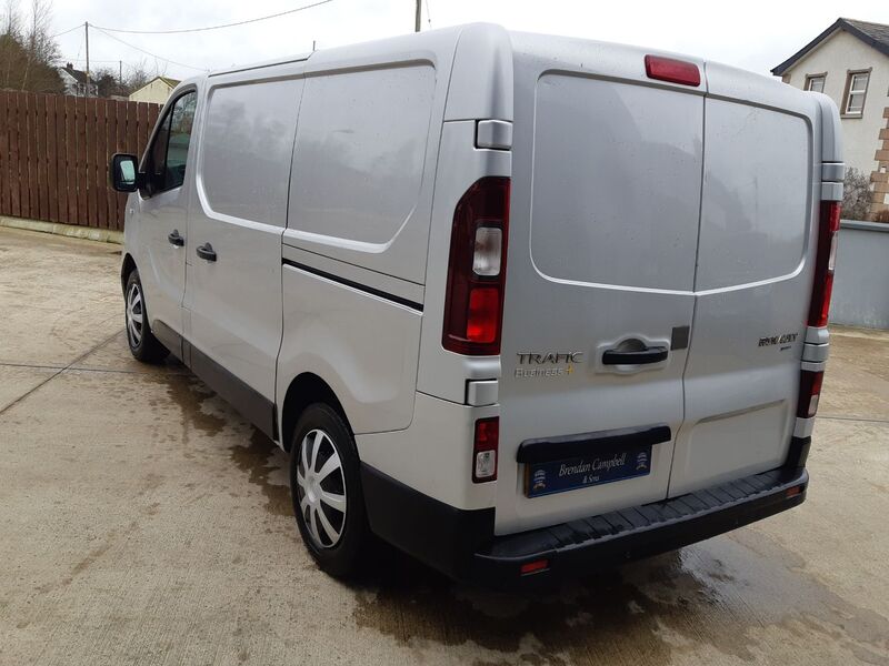 RENAULT TRAFIC