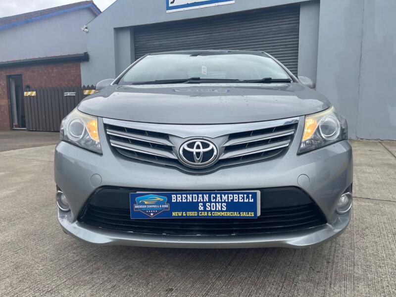 TOYOTA AVENSIS
